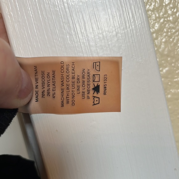 Vince Camuto stretch black pant - Picture 7 of 7